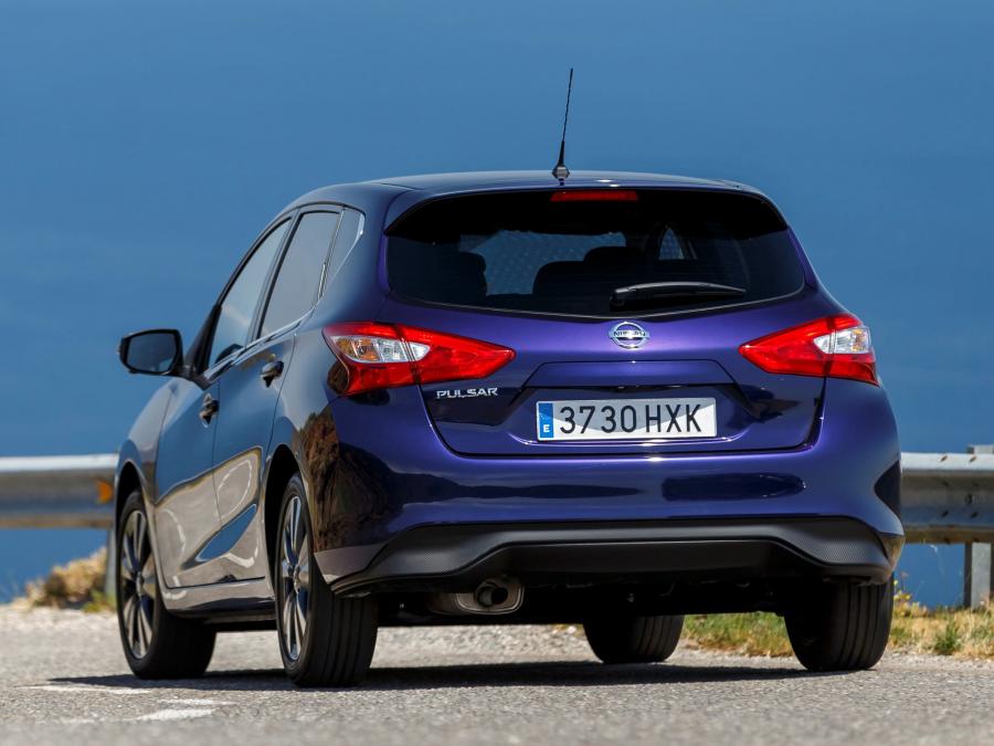  Nissan Pulsar 2015 года  (фото 13 из 33)